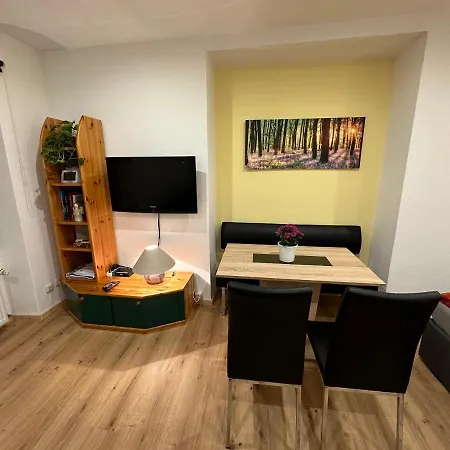 Wohlfahrter Apartman *